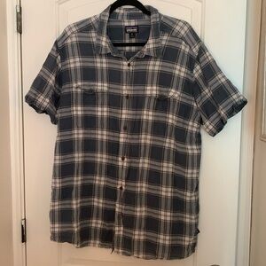 Patagonia mens shirt size 2XL